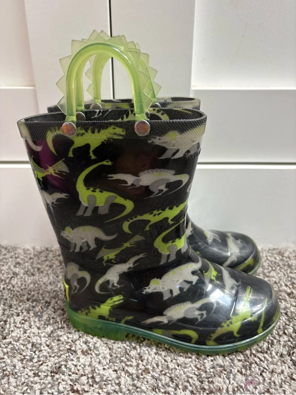Western Chief Light Up Dinosaur Rainboots Size 10c